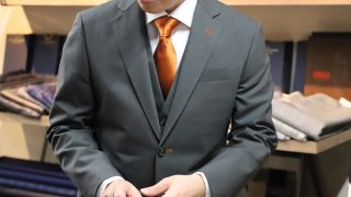 Green Suit×Orange